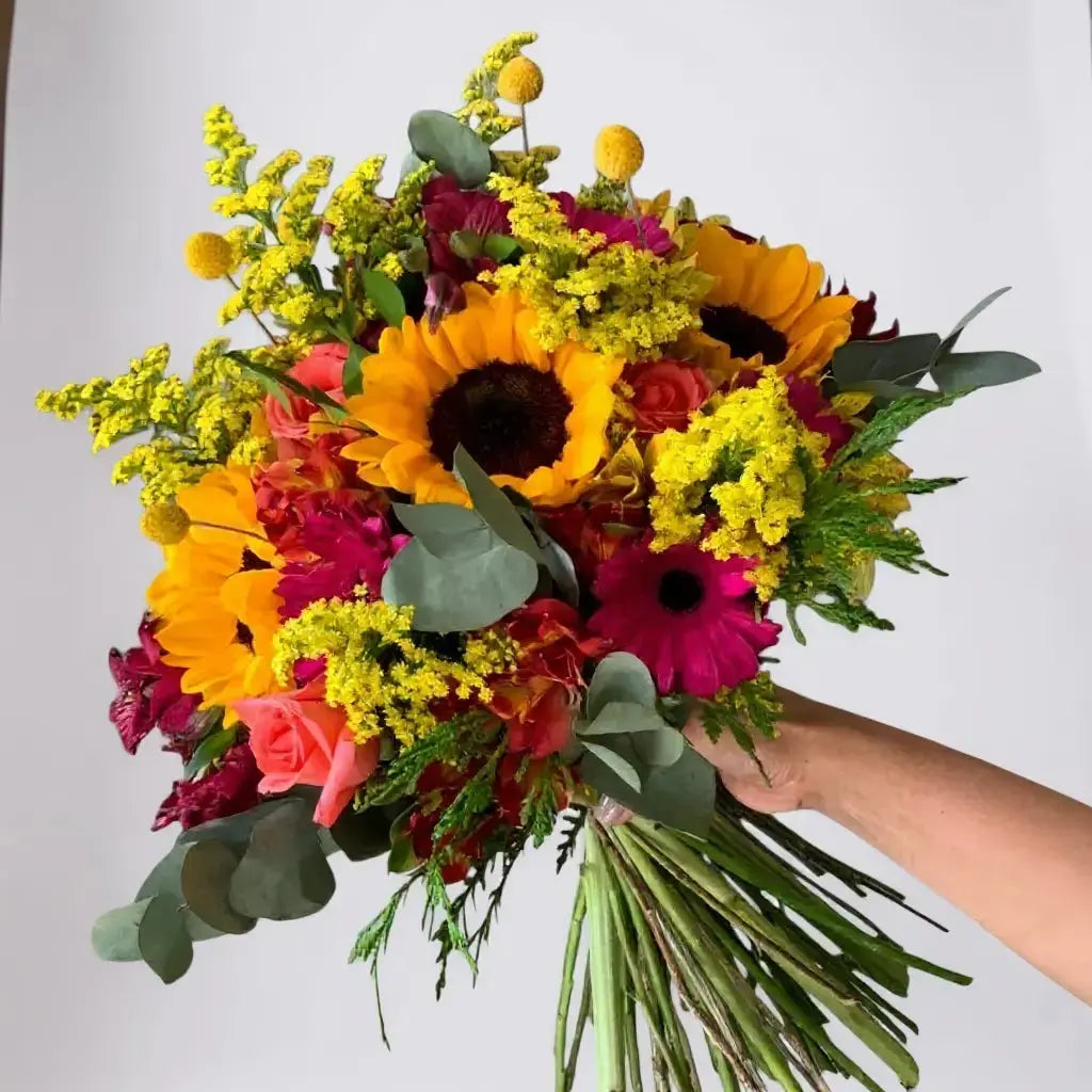 RAMO 14 FEBRERO CON GIRASOLES| Flores a domicilio | Florería La Silvestre