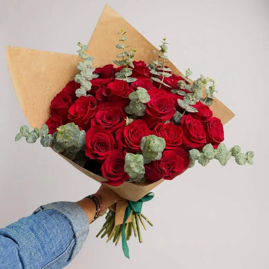 RAMO DE ROSAS FUCSIA| Flores a domicilio | Florería La Silvestre