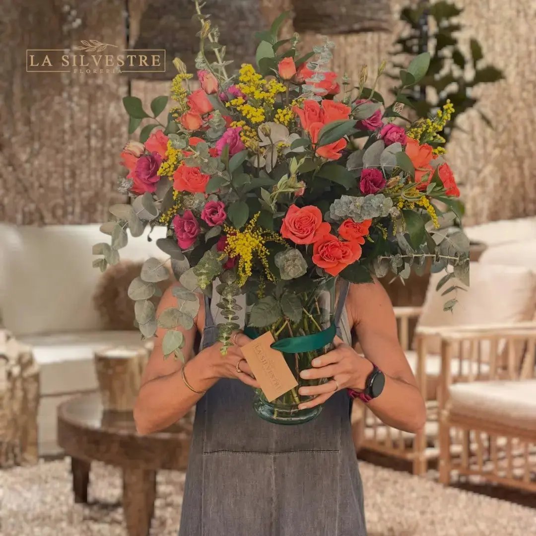   ARREGLOS FLORALES PARA GRADUACION EUFORIA| Flores a domicilio | Florería La Silvestre