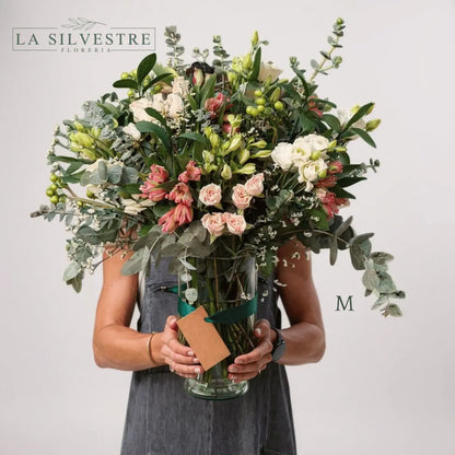   ARREGLOS FLORALES PARA CUMPLEAÑOS AURORA| Flores a domicilio | Florería La Silvestre