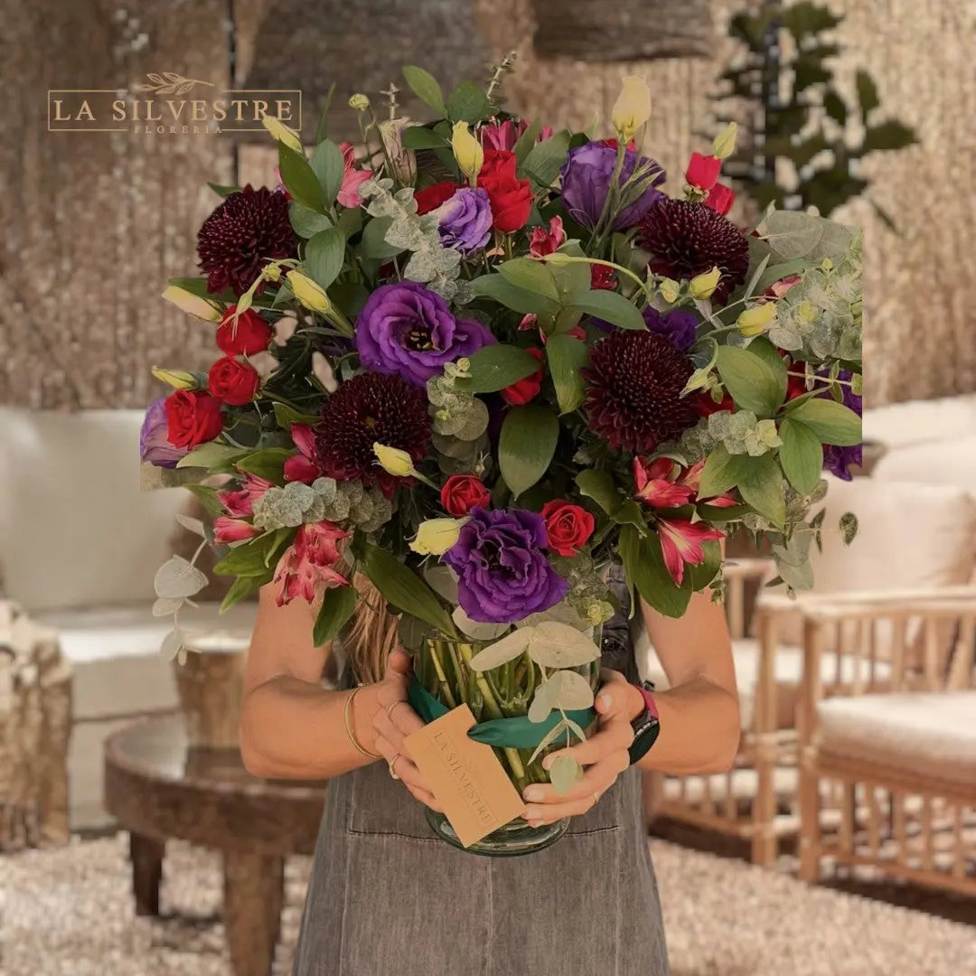   ARREGLOS FLORALES PARA CUMPLEAÑOS CARMESI| Flores a domicilio | Florería La Silvestre