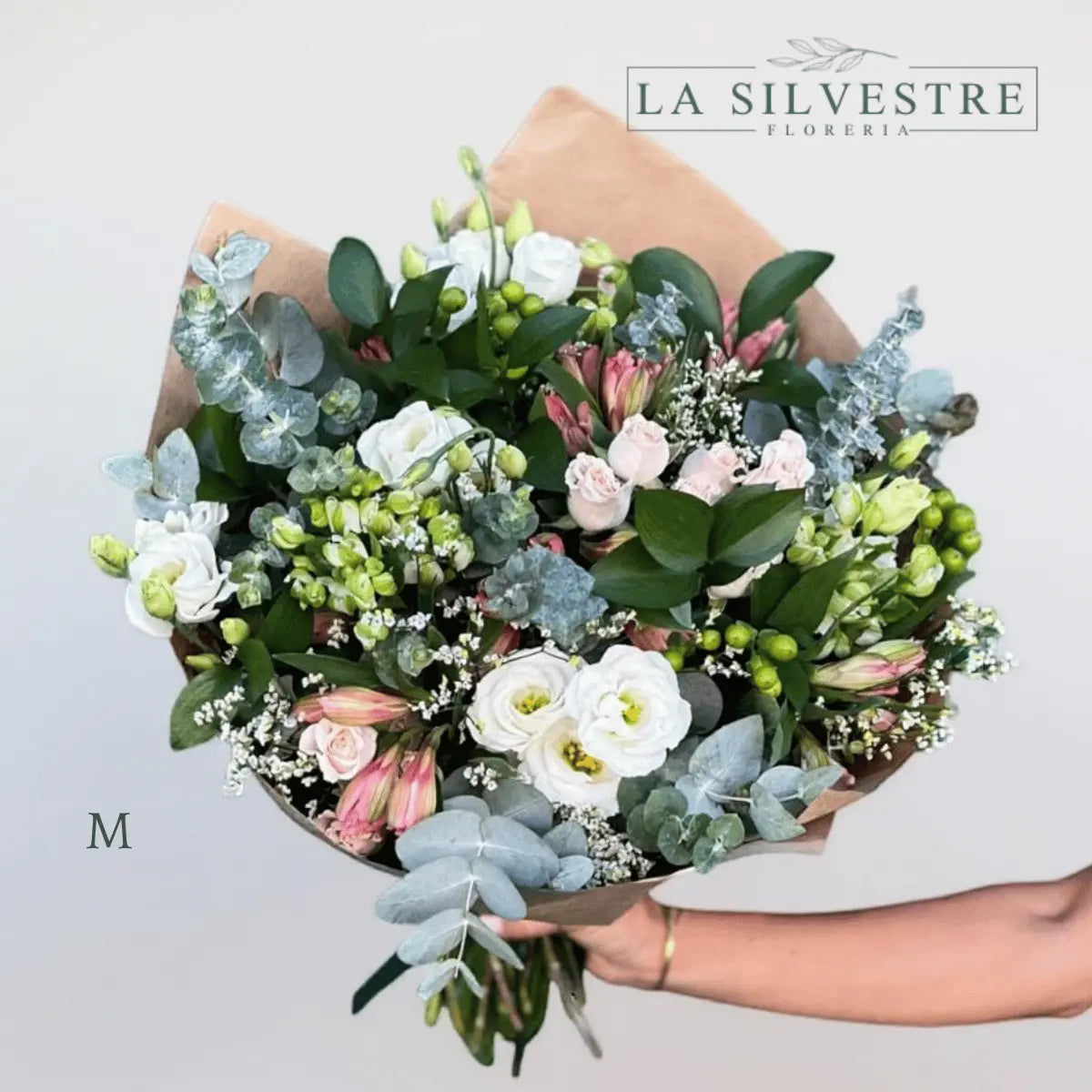   RAMO DE FLORES PARA CONDOLENCIAS AURORA| Flores a domicilio | Florería La Silvestre