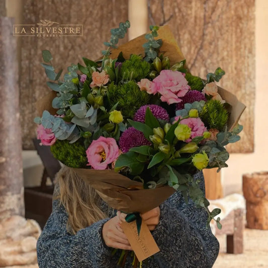   RAMO DE FLORES PARA CUMPLEAÑOS BRISA| Flores a domicilio | Florería La Silvestre