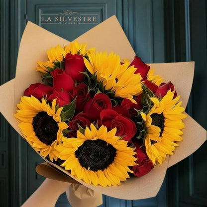 RAMO DE GIRASOLES Y ROSAS