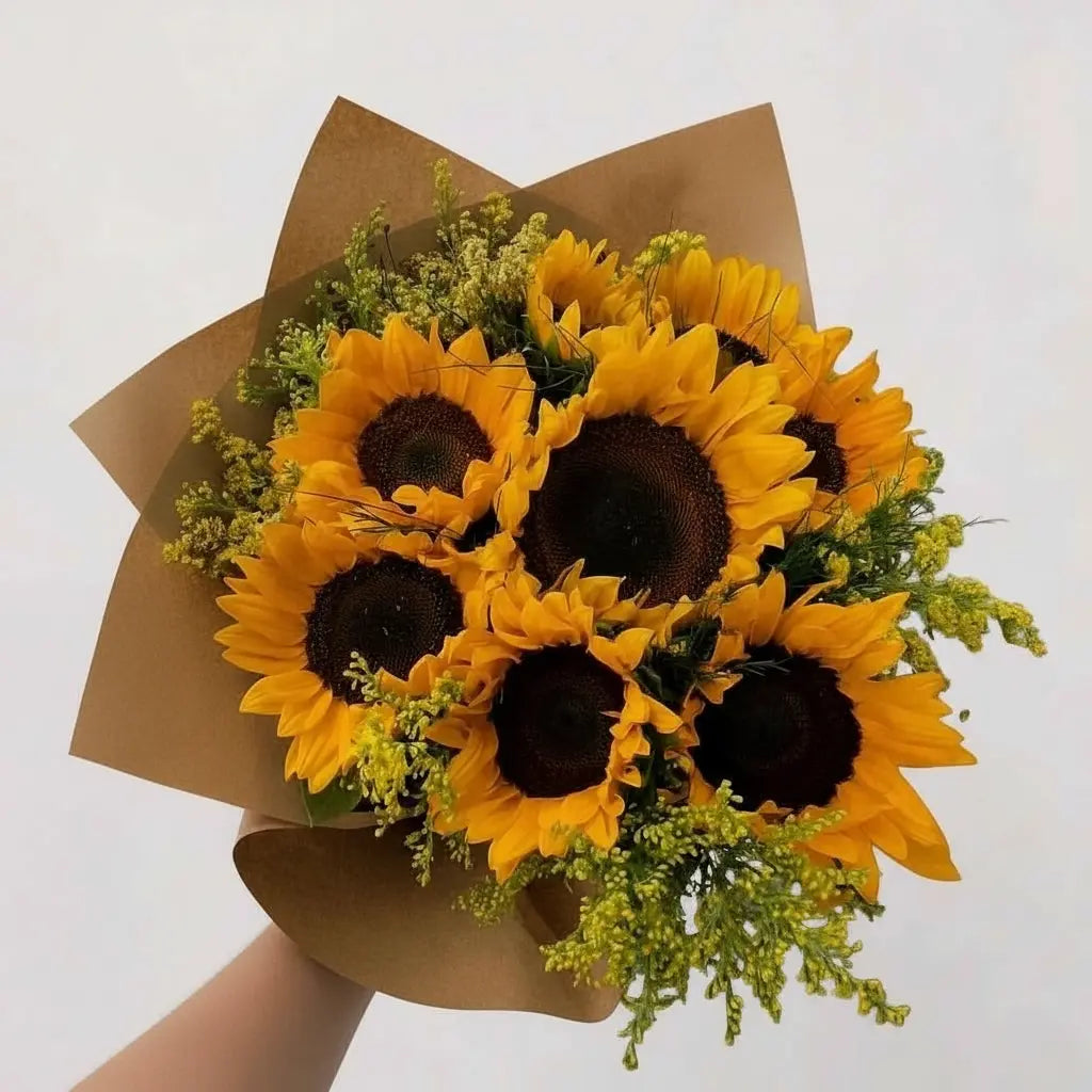 RAMO DE GIRASOLES Y SOLIDAGO AMARILLO